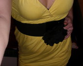 Geltona trumpa suknelė