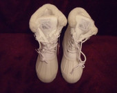 balti sniego batai