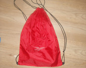 Raudonas kūno kultūros maišelis