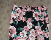 Trumpas pavasarinis sijonas