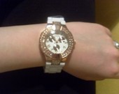 Chanel laikrodis baltas su auksiniu naujas