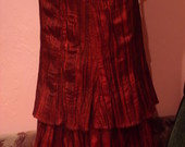 Raudono vyno spalvos sijonas