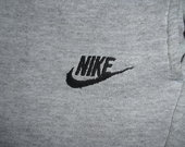 Nike kelnytes