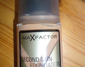 Maxfactor second skin