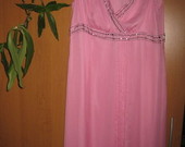 Šventinė, rožinė suknelė.