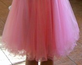 Rožinė Suknelė