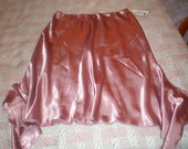 Naujas įdomaus sukirpimo sijonas 