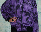 Violetinis įdomus džemperis