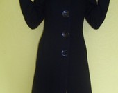 Moteriškas paltas