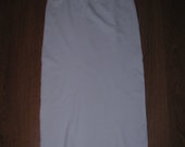 Baltas ilgas sijonas