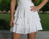 Vasarinė balta suknelė