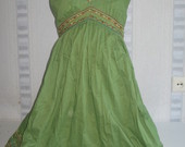 Žalia vasarinė suknelė