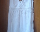 Vasariska balta suknele