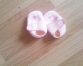 Maži rožiniai batukai mergytei :)