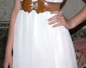 Asimetriška daili balta suknelė