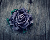 Sagė violetinė tikroviška rožė