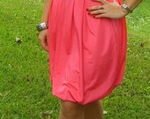 Koralų/rožinės spalvos suknelė