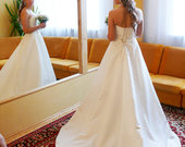balta vestuvine suknele