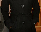 Naujas juodas moteriškas paltas