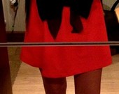 Raudona suknyte!