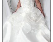 Vestuvinė suknelė saldi elegancija