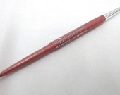 Loreal infaillible lip liner