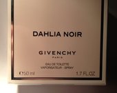 Givenchy Dahlia Noir EDT 50ml