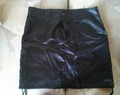 (mini)Juodas slidus sijonas