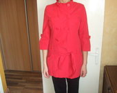 Raudonas moteriskas paltukas