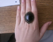 žiedas su juoda akimi 