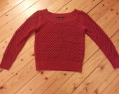 Skylėtas megztinis