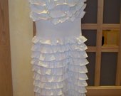 Įspūdinga balta suknytė