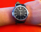 naujas juodas elegantiskas laikrodis