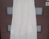 maxi balta suknelė