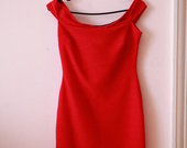 Tobula raudona suknele