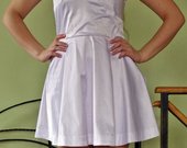 Nauja puošni balta suknelė