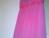 Rožinė proginė suknelė