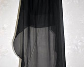 Juodas asimetriškas sijonas