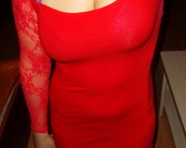 raudona, lengva suknutė