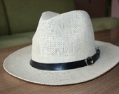 Nauja stilinga skrybelė
