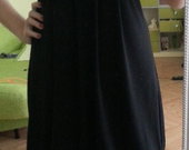 Moteriška juoda suknelė