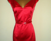 Raudona satininė vintage suknelė