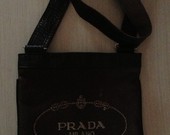 "Prada" rankinė