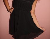 Nauja juoda sifonine suknele