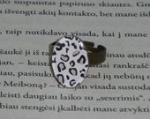 Žiedas su leopardo raštu