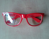 Raudoni NERD akiniai