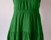 Ryški žalia suknelė