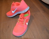 Vietoje Nike free run