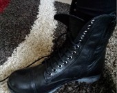 Kareiviško stiliaus batai