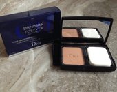 Pudra „Diorskin Forever Compact  040 Honey Beige